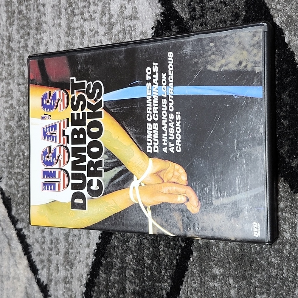 USA'S DUMBEST CROOKS DVD